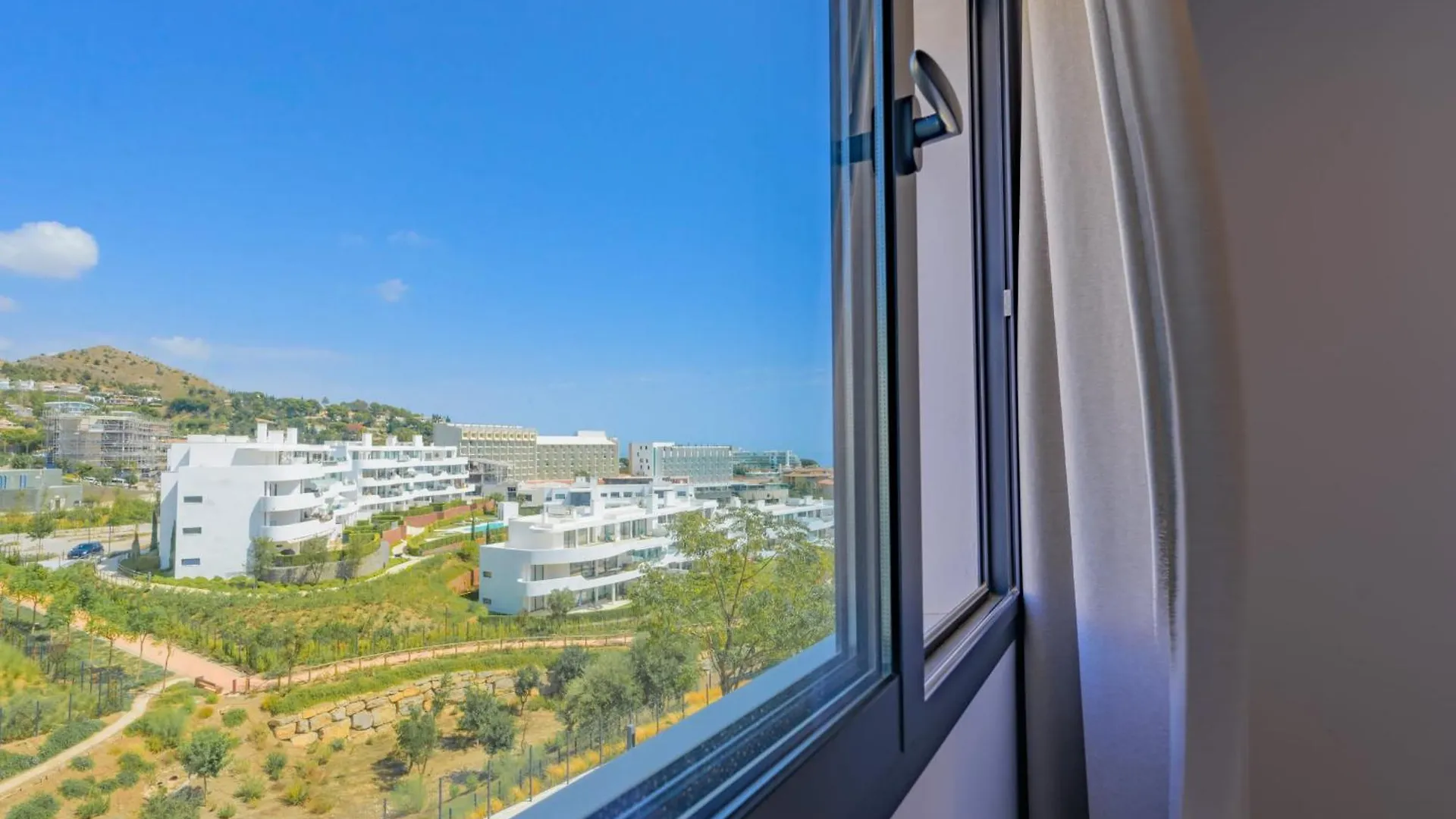 Amazing 3 Bedroom With Seaviews In Higueron Malaga Spain