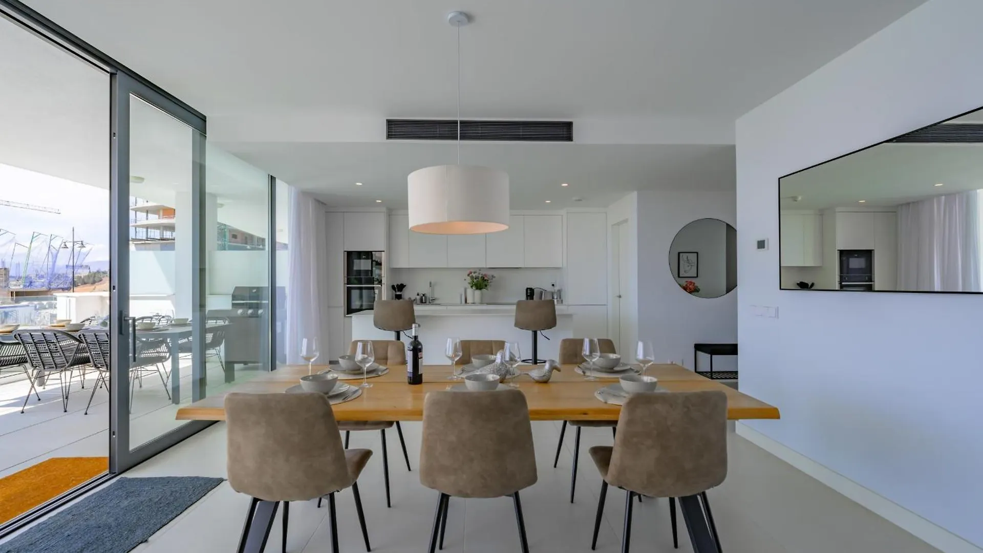 Amazing 3 Bedroom With Seaviews In Higueron Malaga