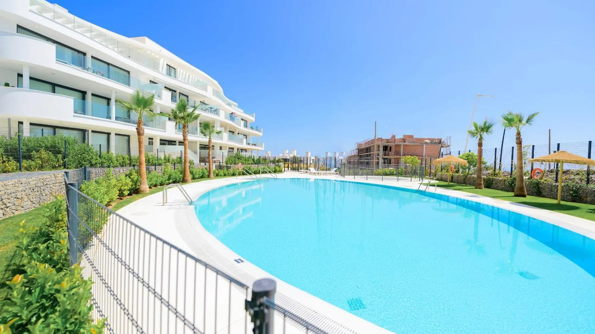 Amazing 3 Bedroom With Seaviews In Higueron Malaga Spain